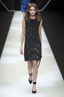 Emporio Armani Fall 2018 Ready-to-Wear , Emporio Armani осень зима 2018 , Fashion show , неделя моды в Милане , MFW , Mainstyles